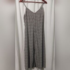 3 X$20.     Sienna Sky Buttoned Up Midi Dress Size S